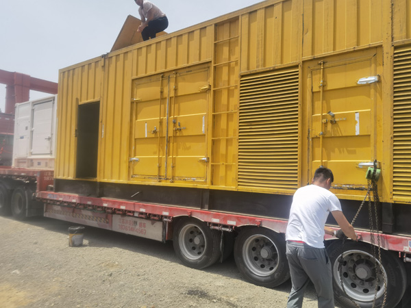 河南除了负载情况和发动机维护，还有哪些因素会影响 200kw 柴油发电机的油耗？